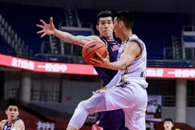 三连胜！北京首钢轻取广州，尤度31+16+5帽，林书豪准三双图片