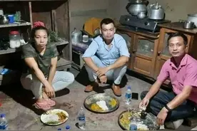 印度女选手在东奥摘银，回国隆重迎接，生活发生了翻天覆地的变化图片