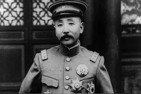 张作霖遭暗杀，首相田中义一怒摔筷子，河本大作：我亲自策划行动图片