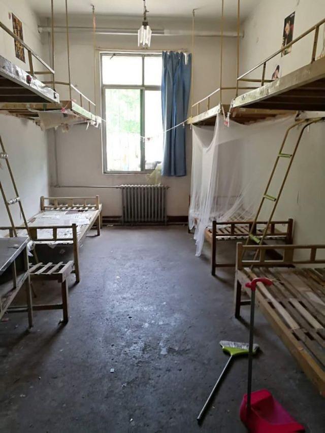 武汉大学研究生宿舍(武汉大学研究生宿舍真实照片)--考研日报网