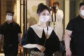 今年流行的“JK”制服你有了吗？穿上就是少女，谁穿谁好看系列图片