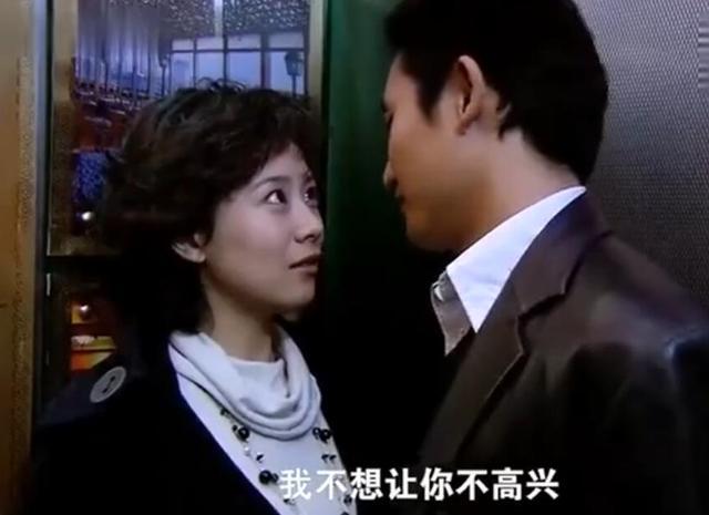 《双面胶》：被家暴的胡丽鹃很悲惨？亚平妈才是全剧最可怜的女人