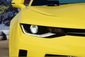 30多万的跑车科迈罗，5.9秒破百，典型美系肌肉车，回头率高图片