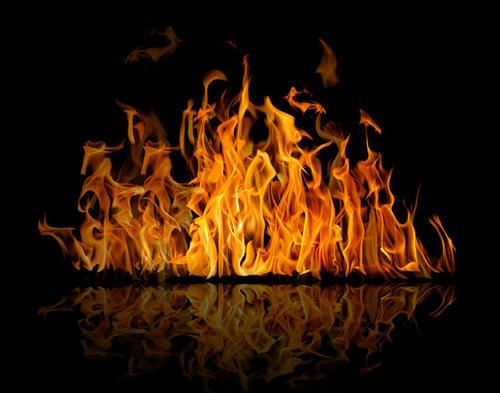 火的外焰温度是多少度,神舟十四号返回有多凶险?