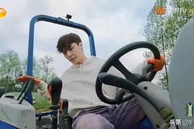 何炅和黄磊对张艺兴的包容与偏爱，被李诞说破了图片