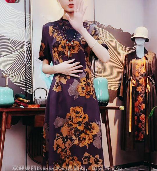 你买过把铜氨丝当成桑蚕丝来卖的真丝连衣裙吗？两者相比谁更好？