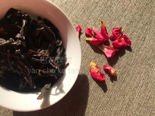 武夷岩茶有涩味，汤水浑浊，这是怎么回事？