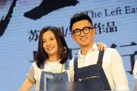 苏有朋和赵薇穿情侣装男帅女靓超可爱！这才是真正的灵魂伴侣图片