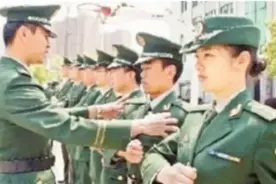 80后“警花”朱玲：押送油罐车因公殉职，牺牲时孩子还不会叫妈妈图片