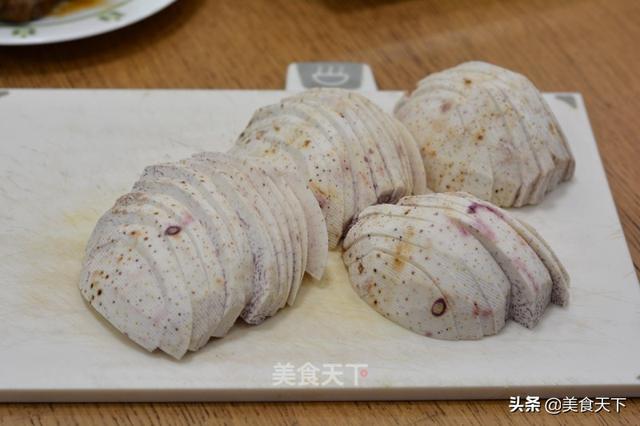 芋头的8种吃法！软糯入味，下饭又解馋，做一大盘都不够吃