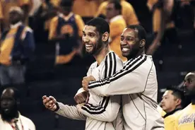 姚明在NBA搭档过的队友中，有多达七位球员先后拿到了总冠军图片