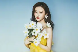 赵露思绿茶？图片