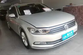 13万的大众帕萨特不香吗？为何多花4万买辆3万公里的二手迈腾图片