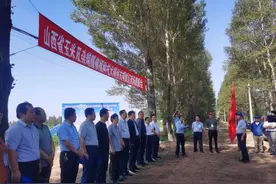 山西省玉米及杂粮膜侧播种技术朔州市朔城区现场观摩会召开图片