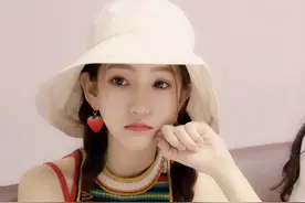 勇敢站出来爆料的女孩，已多达11名！集体晒证据，指被吴亦凡骚扰图片