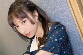31岁TVB花旦龚嘉欣晒新发型秒变青春少艾，网友大赞：年轻了十岁图片