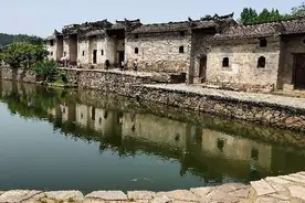 高楼大厦林立，让存世的土坯房，显得稀罕成为古迹图片