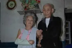 川军排长：与新婚四月妻子分离后，苦苦寻找60年，发现就在身边图片