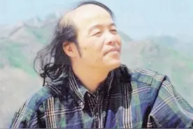 浑身刀疤一生风流，宁死要喝酒，古龙一生没离开过江湖、女人、酒图片