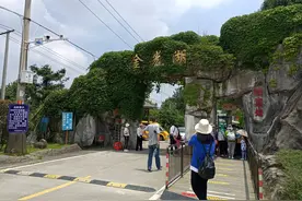 打卡厦门金光湖生态旅游区，尽享森林氧吧，十二生肖潭层迭罗列图片