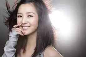 超女何洁，沦为生子机器，情路坎坷现状究竟如何？图片