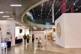 中国最美的服务区，被逼无奈成了景区，网友去这里只是为了拍照图片