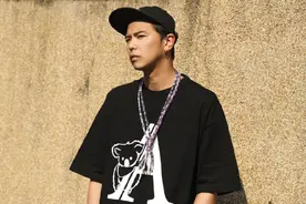 台湾歌手黄鸿升不幸去世年仅36岁，杨丞琳、李荣浩等悼念图片