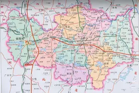 恭喜，河南信阳迎来一所新大学，已经揭牌了图片