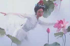86版西游记去掉特效是怎样的？腾云驾雾靠棉花，东海龙宫才是经典图片