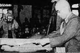 76年前，日本投降喜讯传来，国人怎样表达内心喜悦......图片