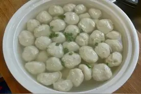 中国菜中唯一的扁圆形丸子图片