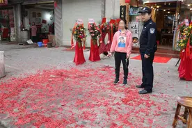 韶关一新店开业放鞭炮，群众举报老板被拘图片