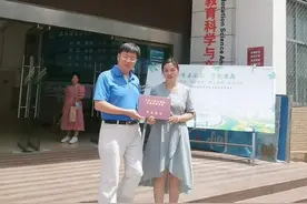 17年前被顶替上大学的王娜娜毕业 向顶替者索赔13元至今未开庭图片