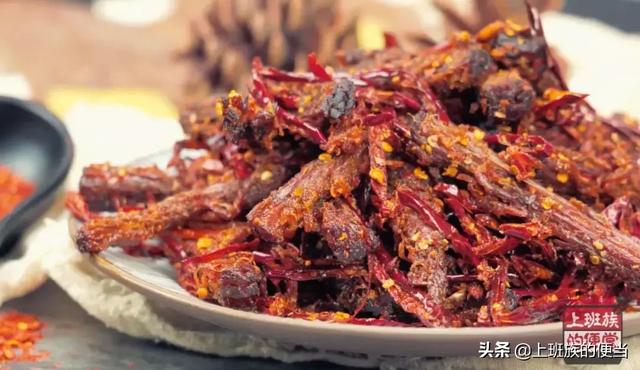 牛肉最过瘾的吃法，教你做超正宗冷吃牛肉，用手撕着吃
