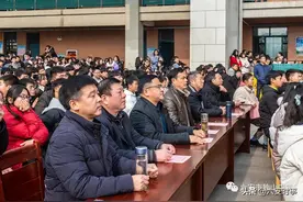 共筑独中梦 扬帆新征程——独山中学举行2021年元旦文艺汇演图片