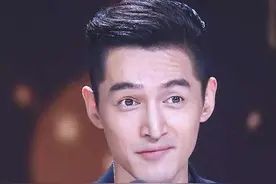 胡歌称自己年轻时是校草，以为开玩笑，照片一出当场打脸图片