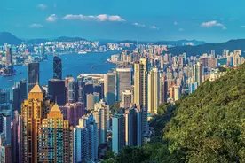 香港太平山：此时回首来时路 半是葱茏半是烟图片