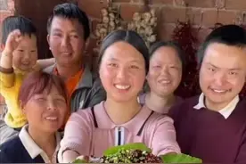 网红牛爱芳小春花彻底翻车，从万人捧到万人骂，他们经历了什么？图片