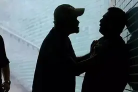 逾期之后，遇到上门催收的人，应该如何应对呢？图片