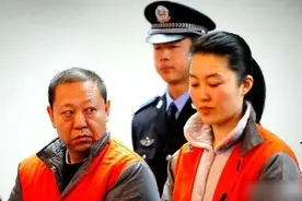 11名情妇联名举报贪官：睡别人老婆，还要别人老公当替死鬼图片