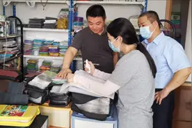 上海嘉定打掉一制售非法音像制品窝点图片