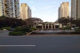 1000万左右，买联洋国际社区品质最高的仁恒河滨城3房，独此一套图片
