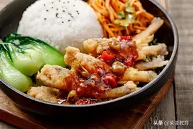 以为给孩子点了健康餐，却没想到这些可能一年前就过期了图片