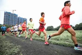 入秋跑步，如何“巧练”？图片