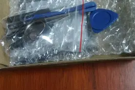 手把手教你更换手机电池，再也不会被手机维修店坑啦图片