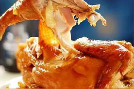 网购了1只德州扒鸡，打开包装不敢信：这种赔本生意也做？太豪横图片