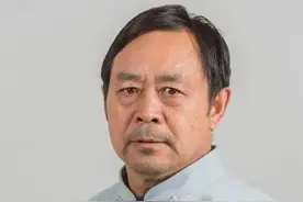 马保国的毁灭史，从自吹自擂的功夫梦到被点名痛批，他经历了什么图片