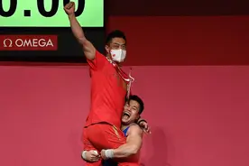 中国举重队，外国人眼中的神图片