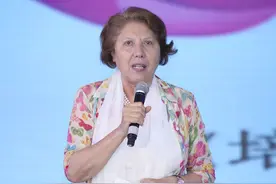 2个儿子30岁前成为亿万富翁，单亲母亲笑谈心得：做好家庭教育图片