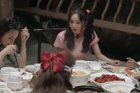 张雨绮不挑食，肉和素菜都吃，杨幂就只吃素的，身材却没太大差别图片